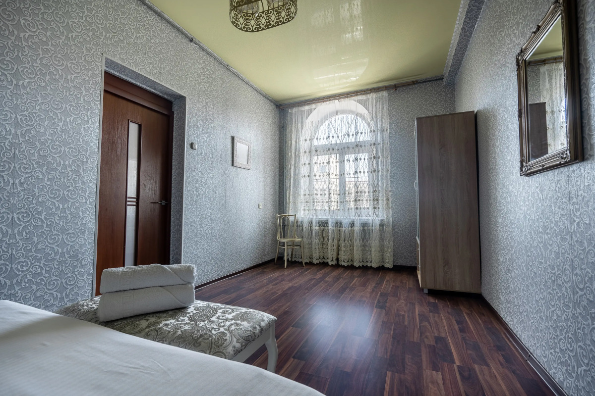 Апартаменты около Цума на Независимости