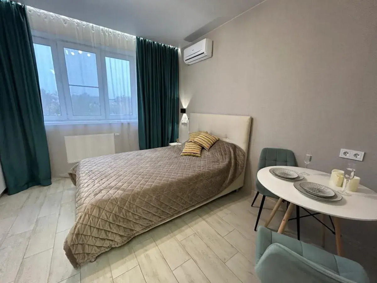 Квартира Студия на Сергиевской 13к4