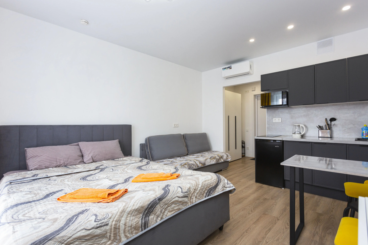 Квартира на Братьев Бромлей 5/2