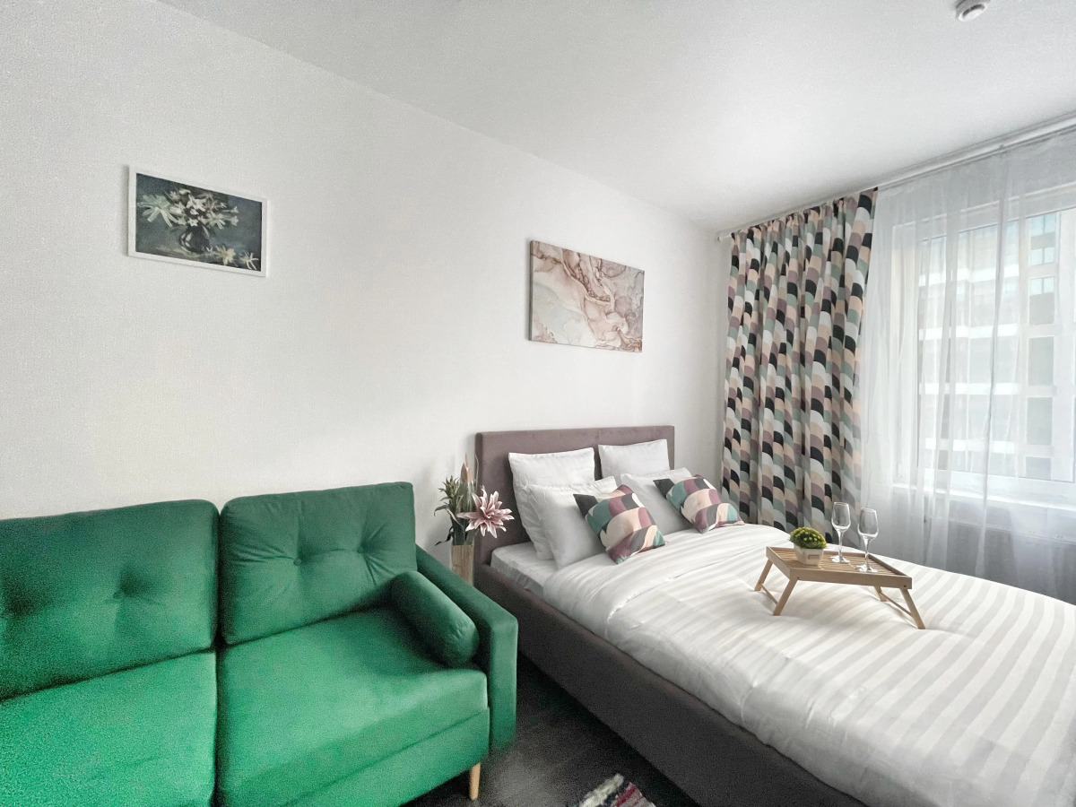 Апартаменты Студия Эмеральд на Арцеуловской