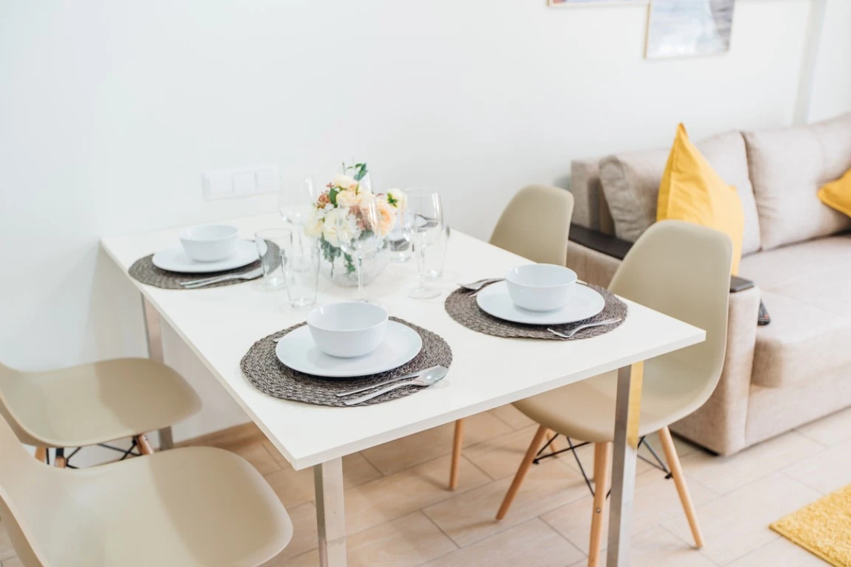 Апартаменты Однокомнатные с Отдельной спальней на Переулке Хрустальном 27 на 9 этаже