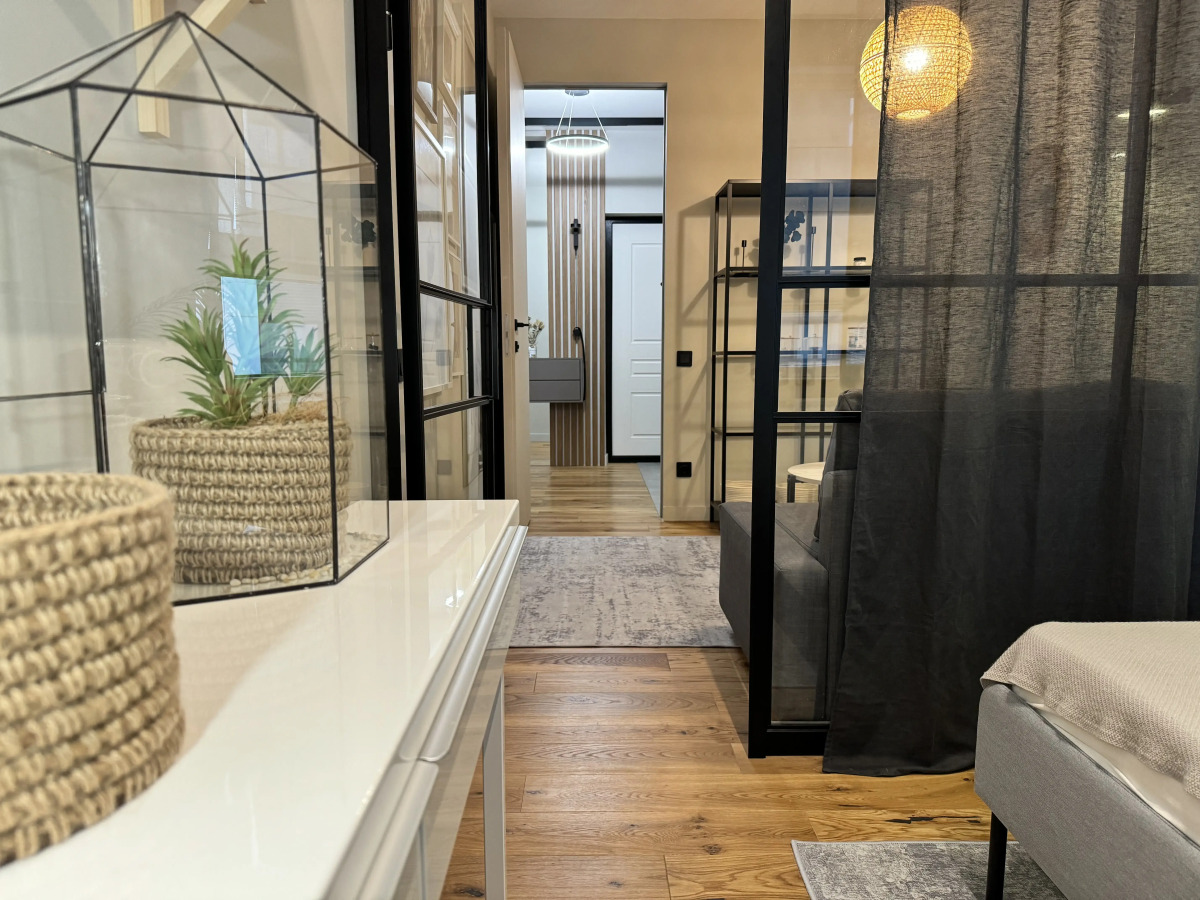 Апартаменты 1/ком Эталон