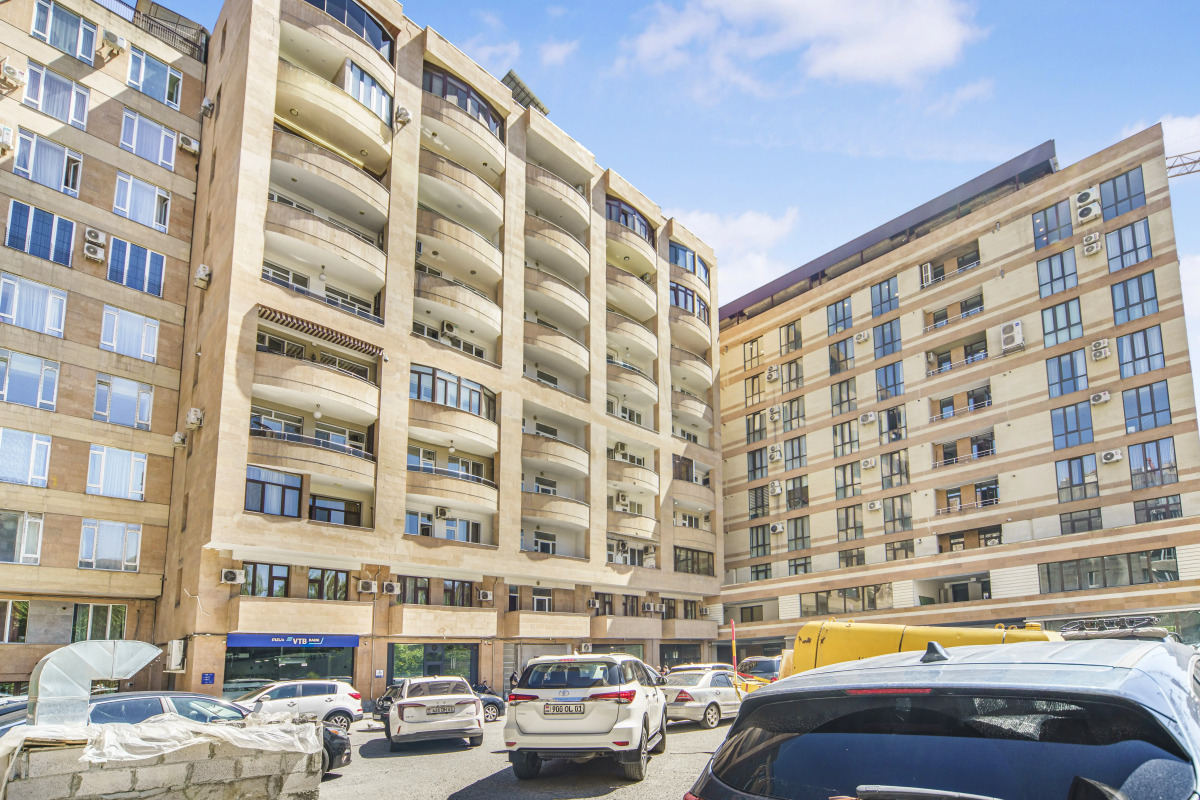 Апартаменты on Aram Street 4/3-19