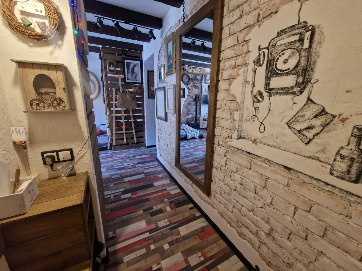 Квартира атмосферные двухкомнатные апартаменты в расшиpеннoм центpе