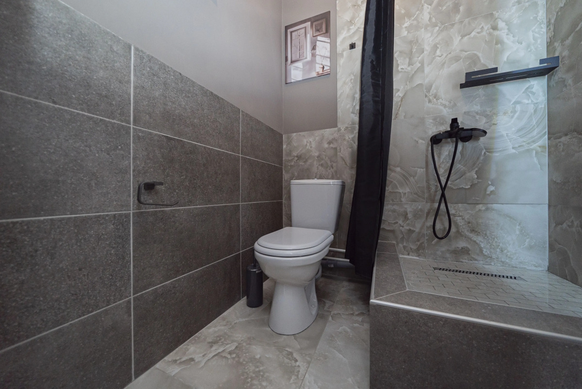 Отель Артман