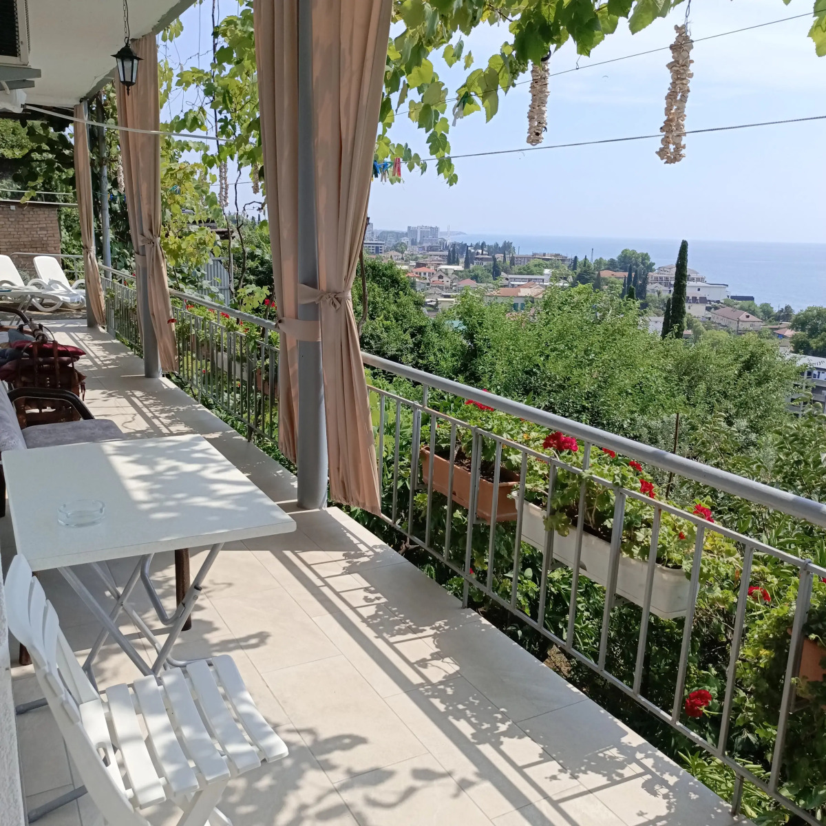 Меблированные комнаты Привал