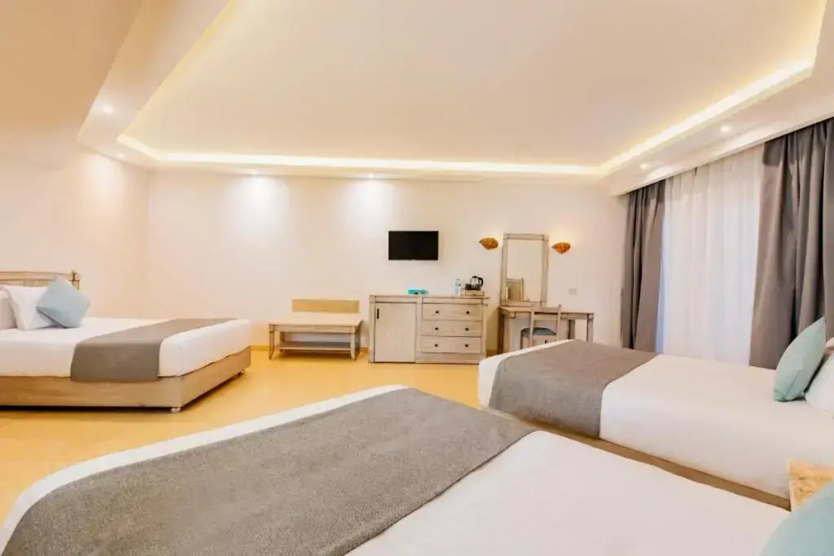 SUNRISE Alma Bay Resort