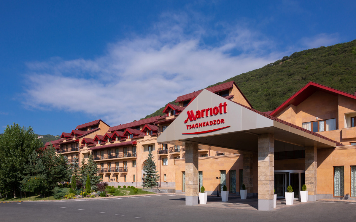 Отель Tsaghkadzor Marriott
