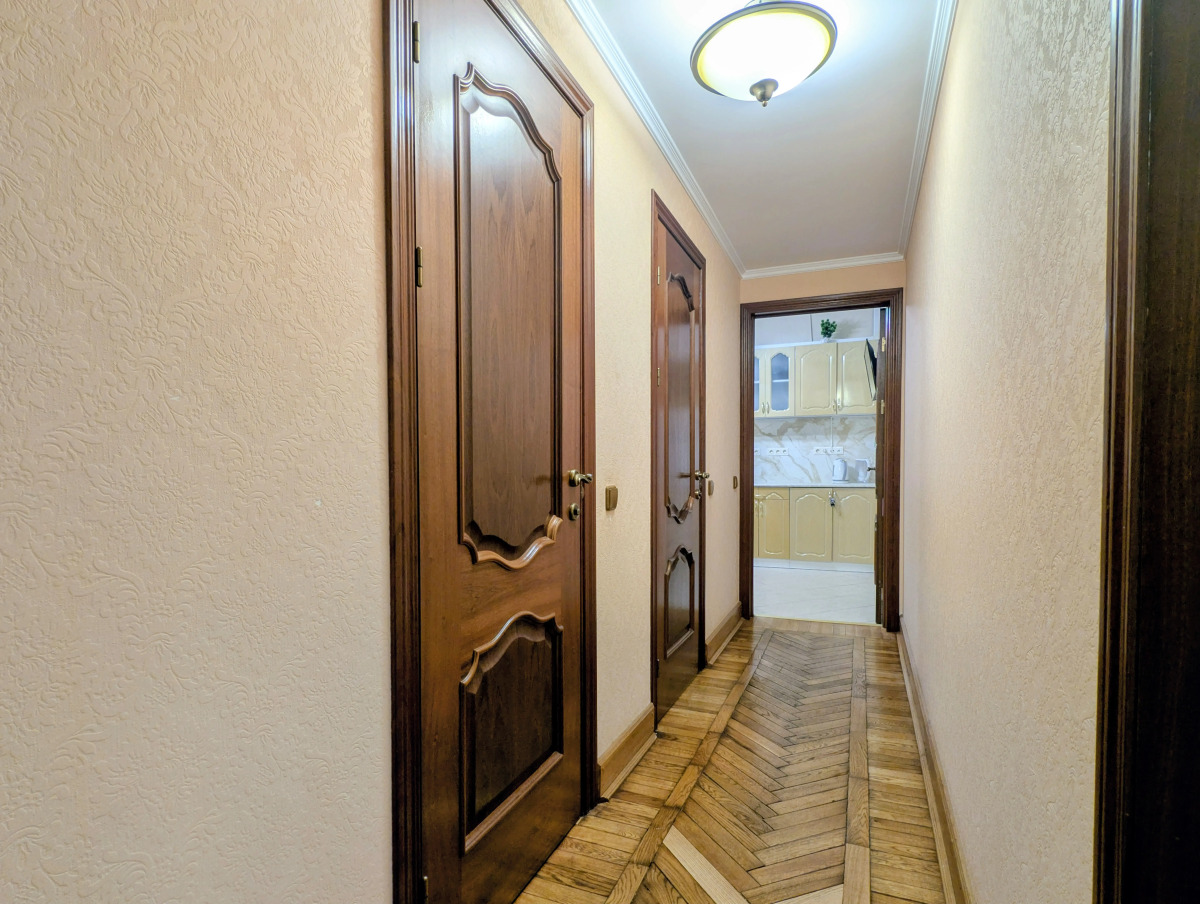 Квартира Свободна - высотка на Баррикадной