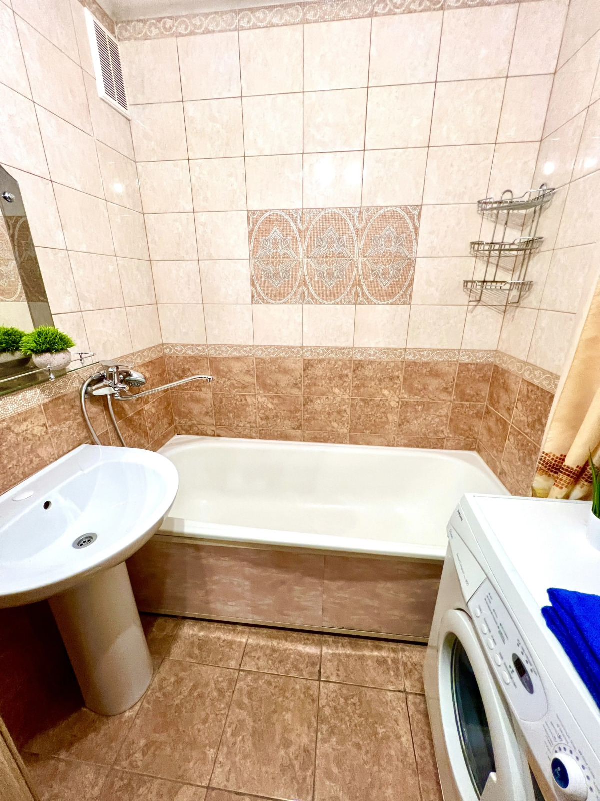 Апартаменты двухкомнатные (на Ново-Вокзальной 257А)