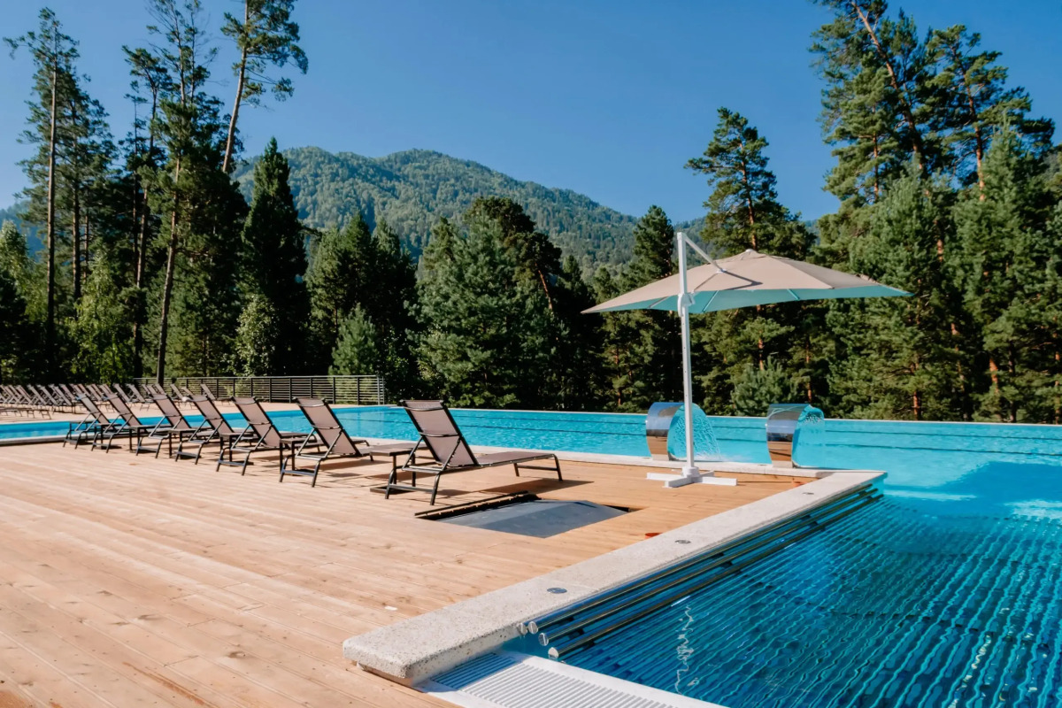 Отель Чепош Парк