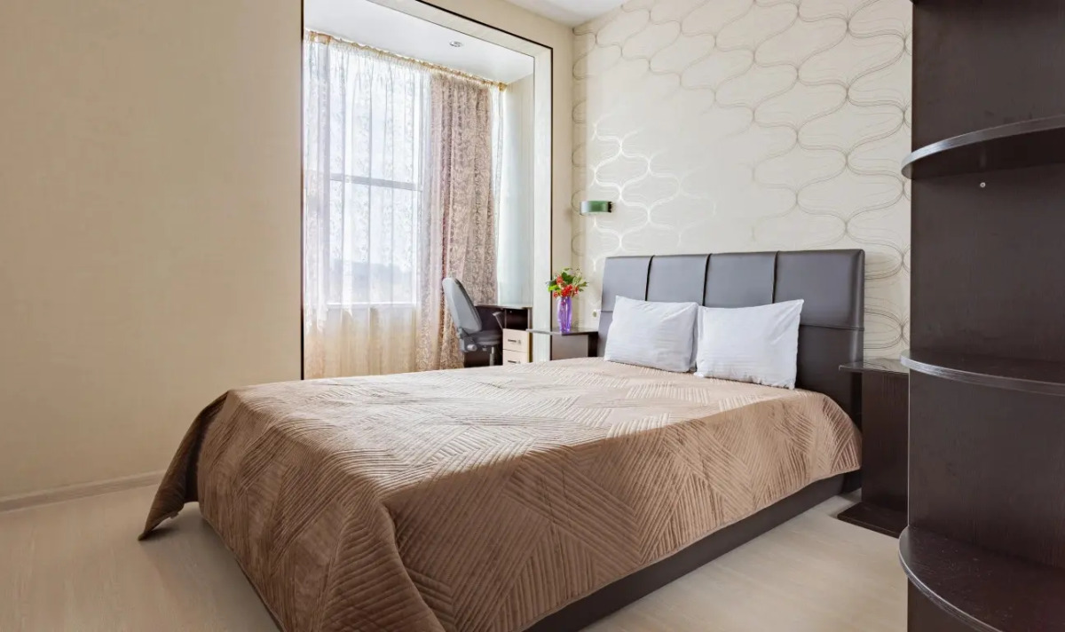 Апартамент Солнечный в центре Сочи у моря с балконом