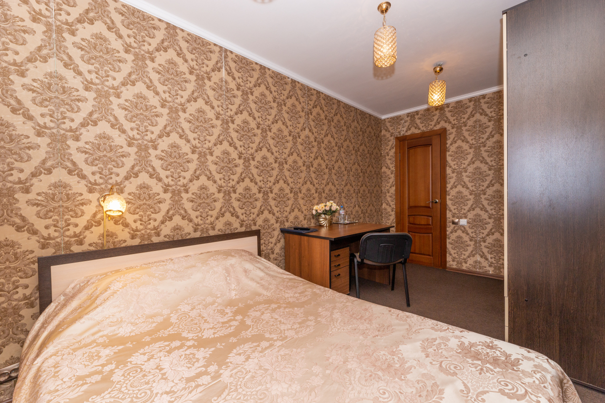 Отель Уралочка