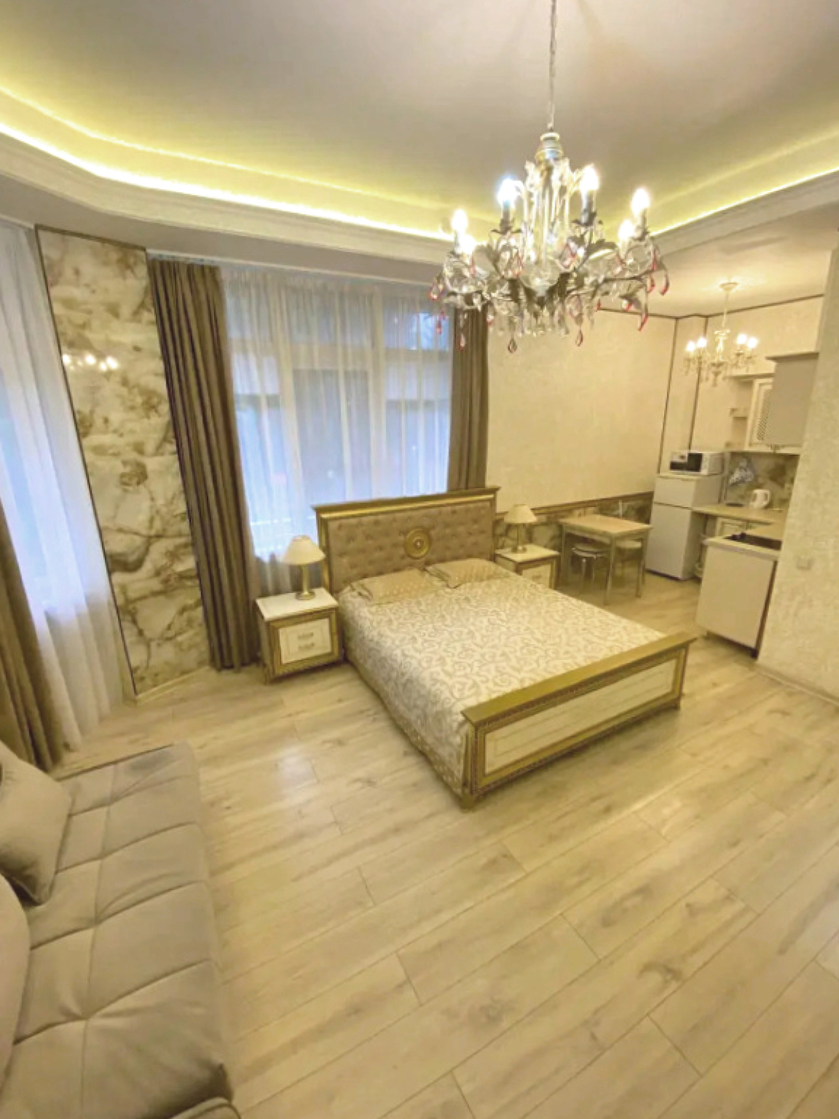 Апартаменты в центре города на берегу моря