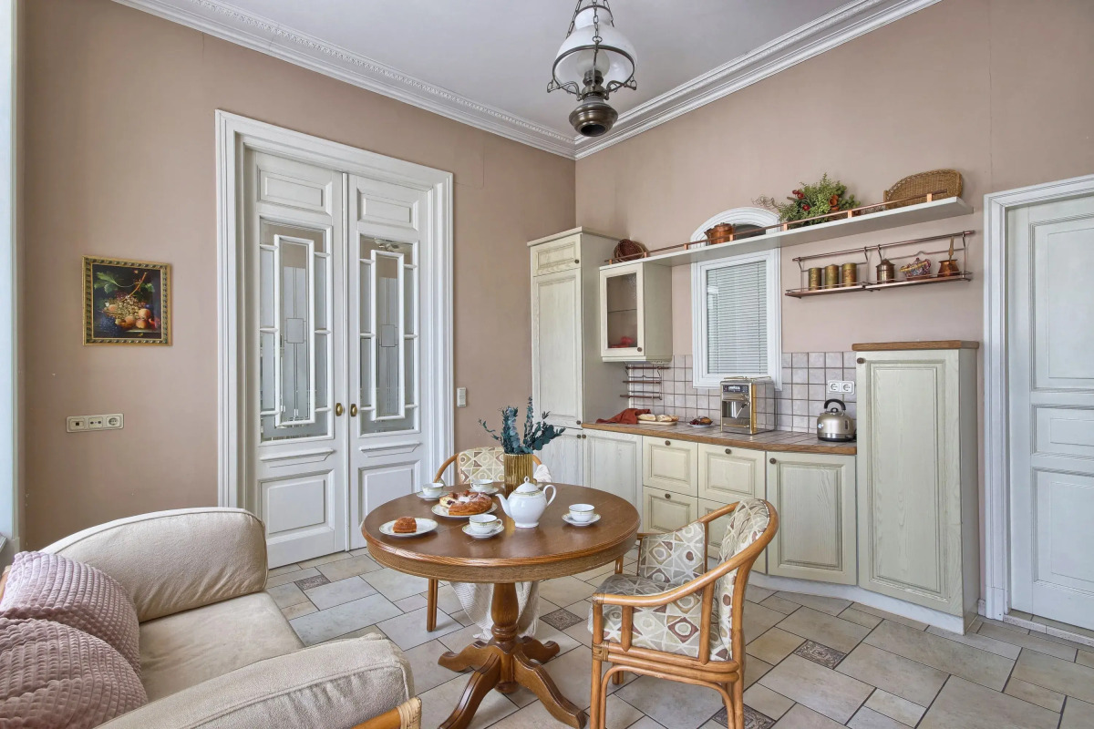 Апартаменты 1 MyhomeYourhome на Зверинской 42