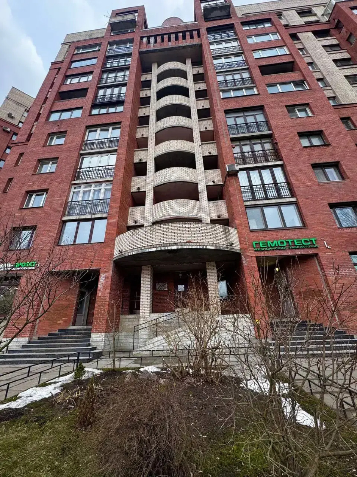 Квартира Просторная Lahta Piter