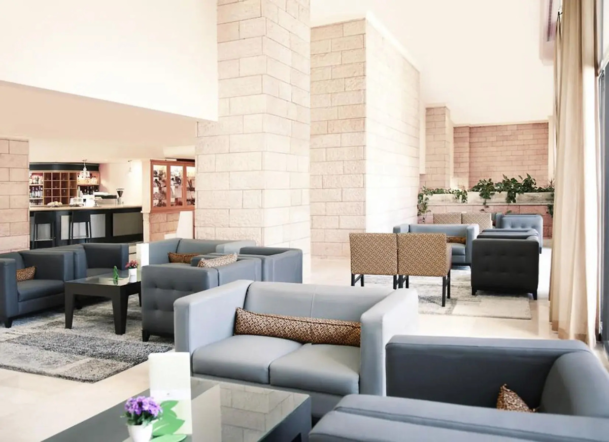 Отель Jerusalem Gardens Hotel & Spa