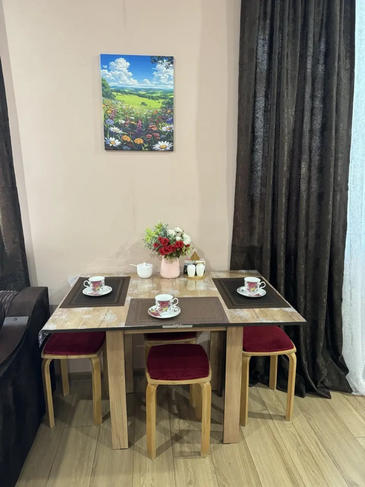 Евродвушка с видом на гору