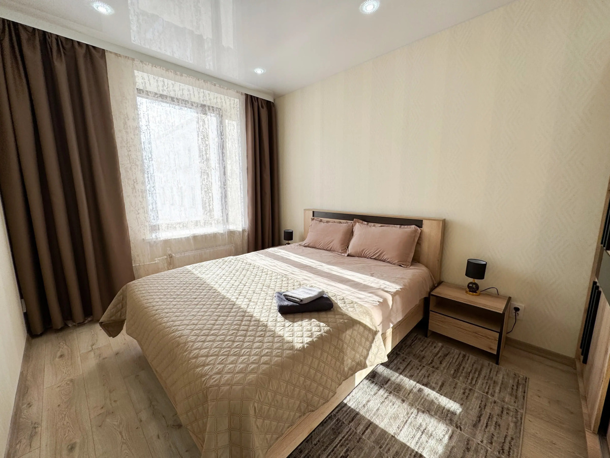 Квартира 2-комнатная на Октябрьской 3