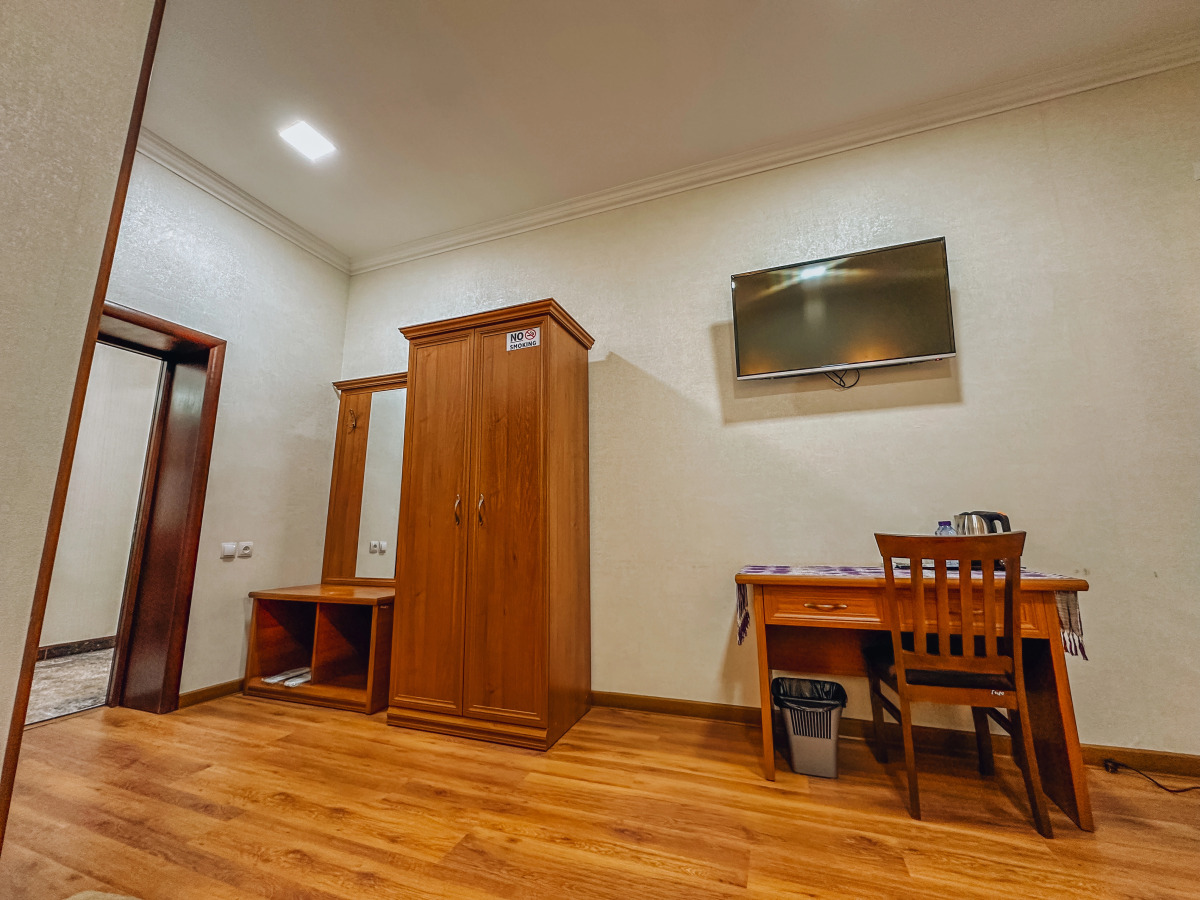 Отель Pakhlavon Hotel