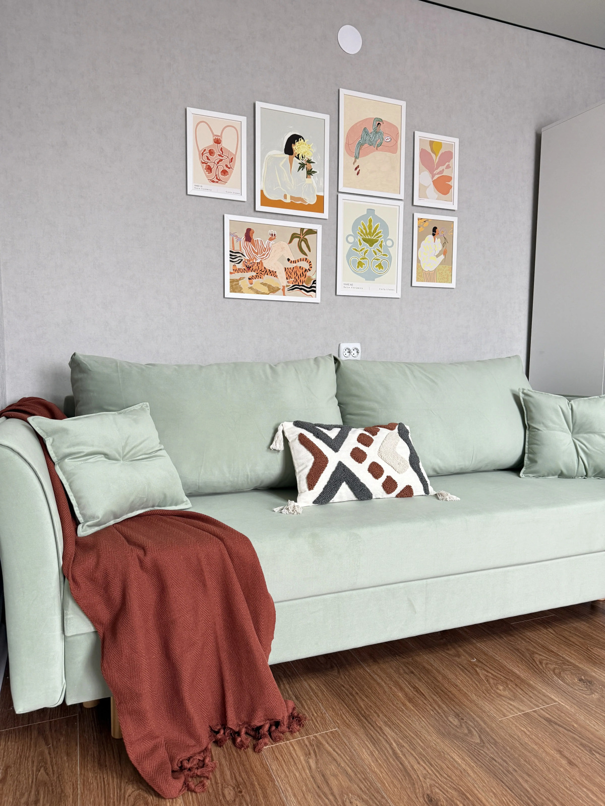 Квартира Скандинавская рядом с трассой М4 и центром города