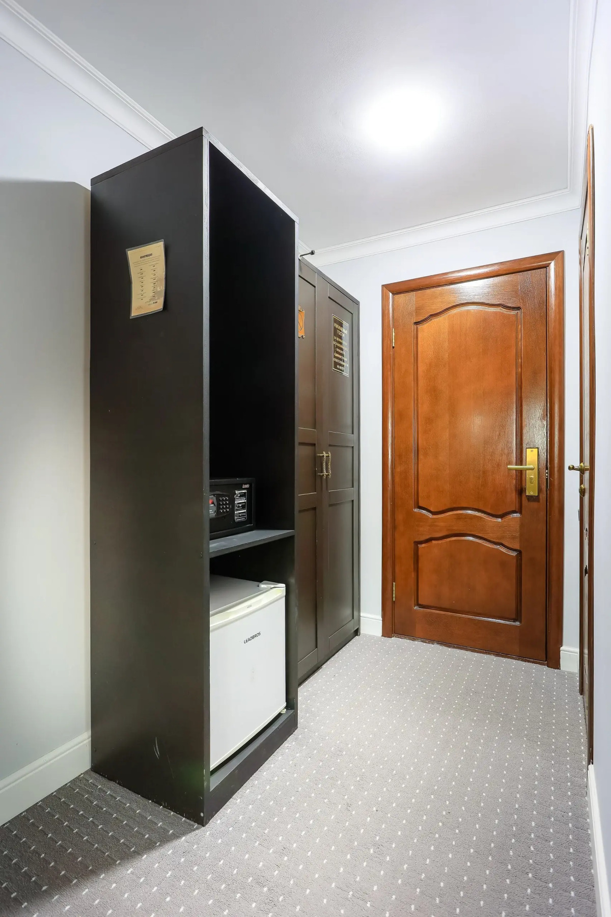 Отель Grand Opera