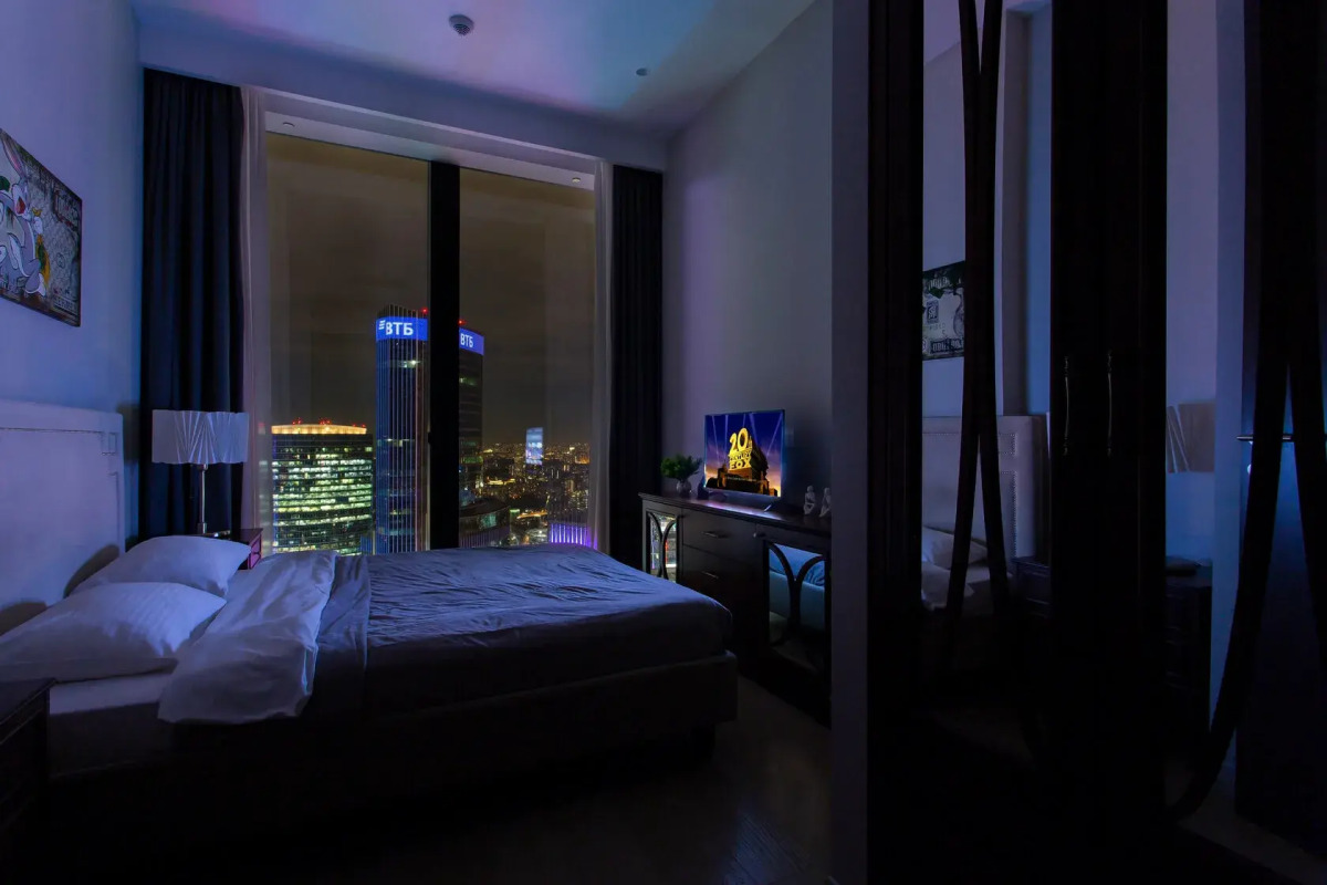 Апартаменты Sky City Moscow 62 этаж! Вид на Башни, Лужники, Парк победы и город! Очень уютный!