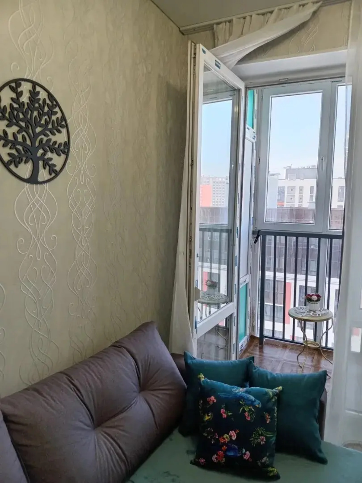 Квартира Комфортная 2 комнатная на Планете