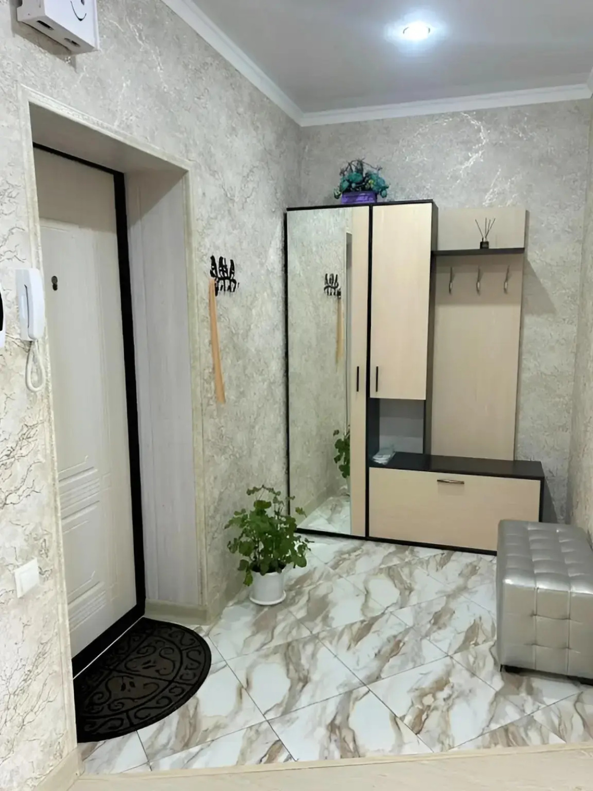 Квартира Уютная квартира с видом на горы и озеро