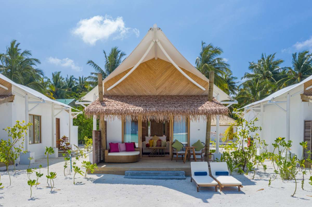 Отель Cinnamon Hakuraa Huraa Maldives