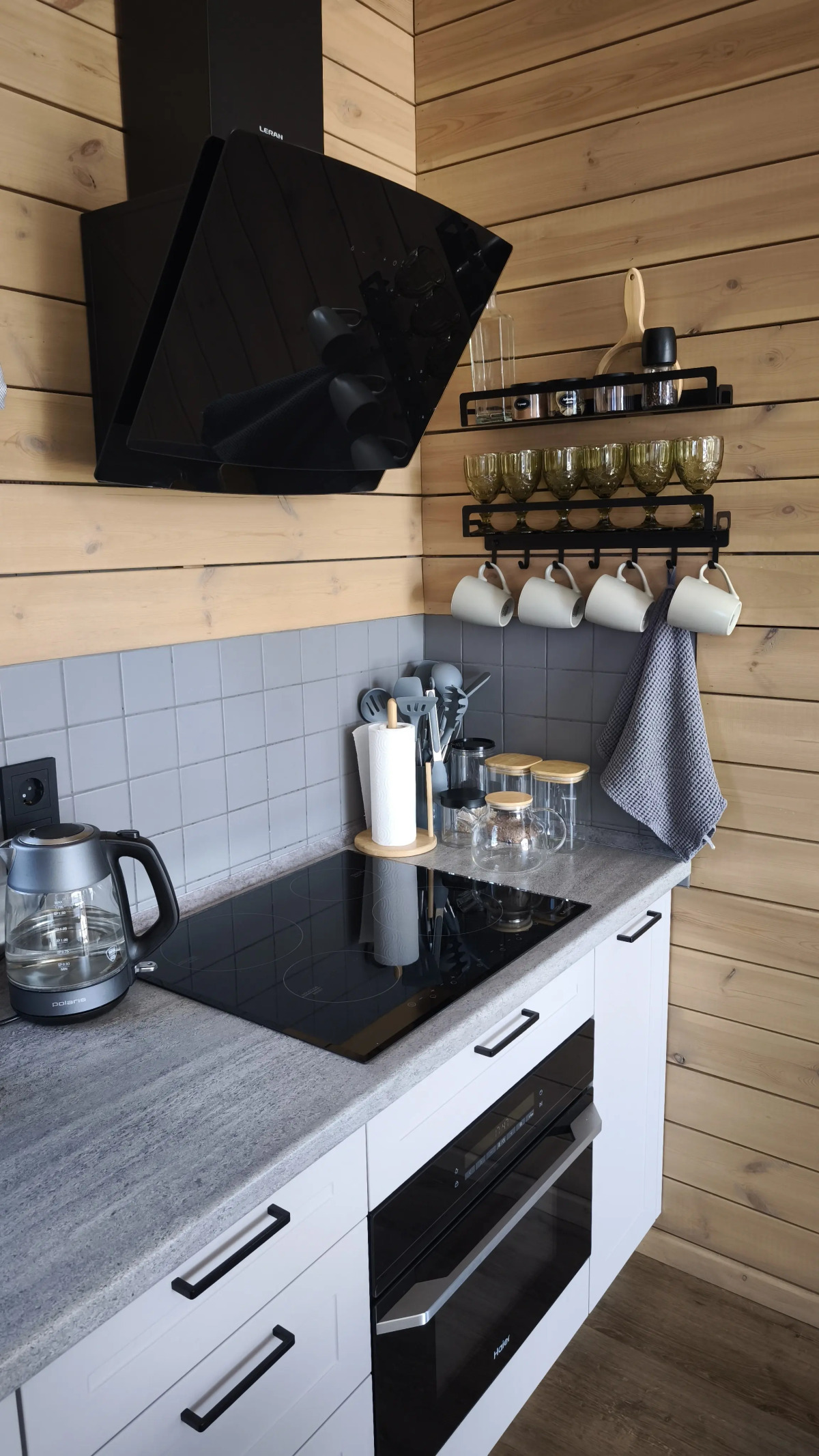 Частный дом Современный гостевой дом на слиянии рек Катунь и Кокса