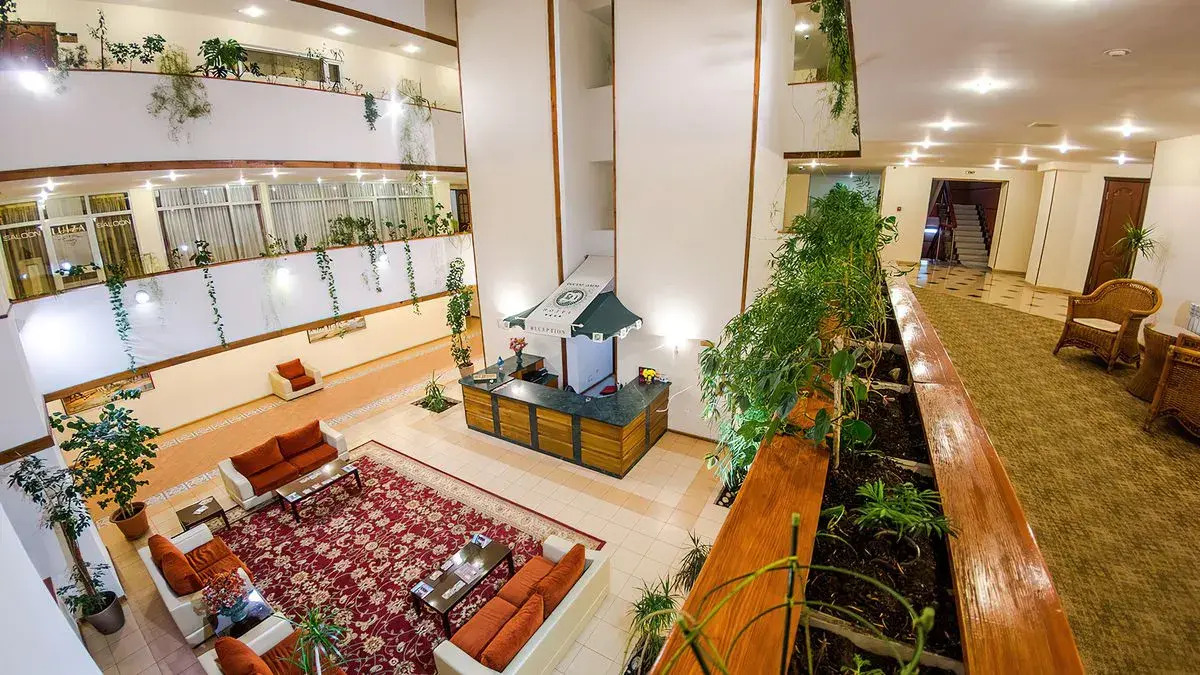 Отель Reikartz Dostar Караганда