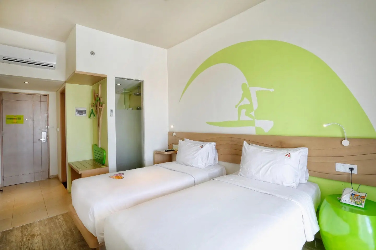 Отель MaxOneHotels Bukit Jimbaran
