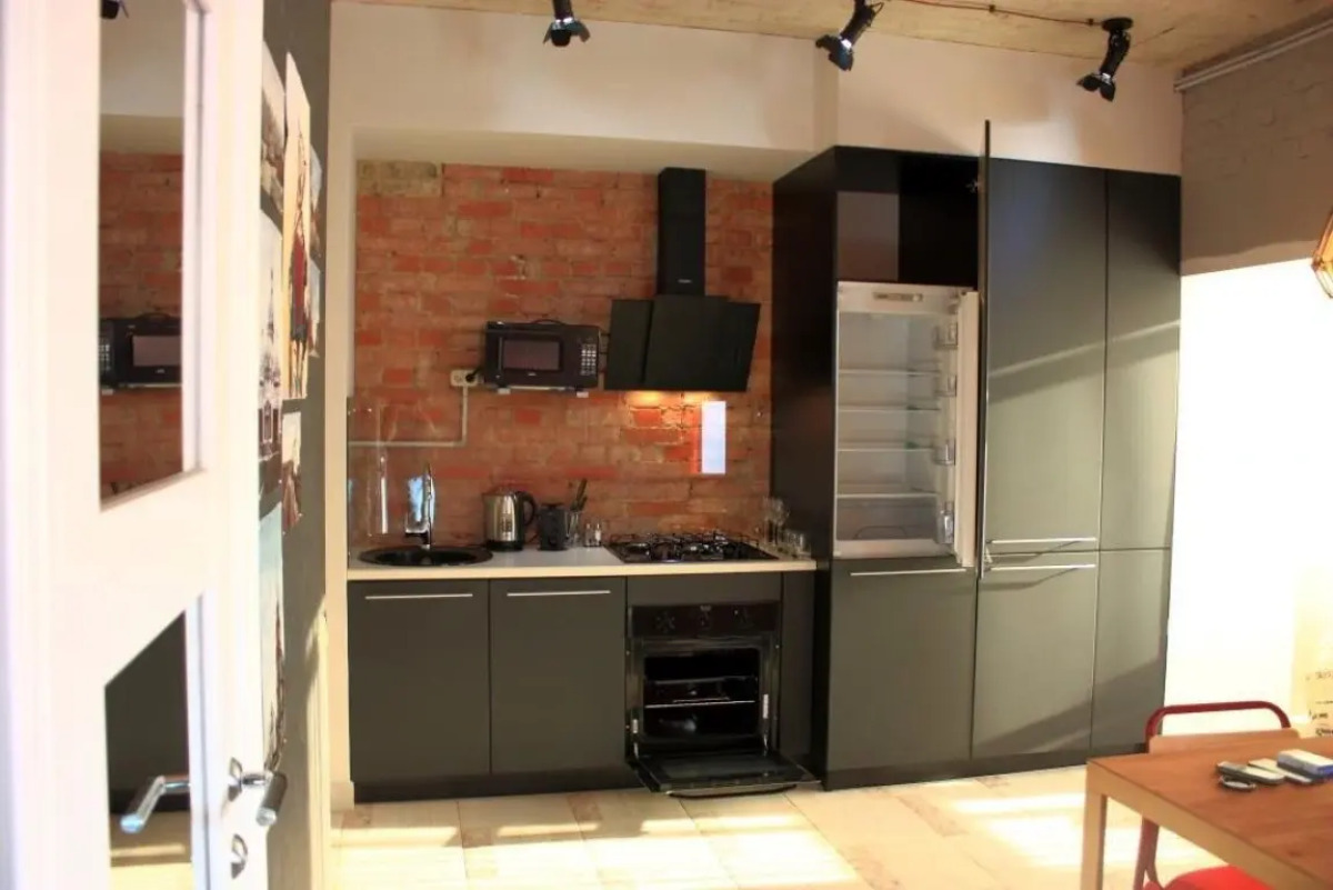 Апартаменты на Демонстрации Студия