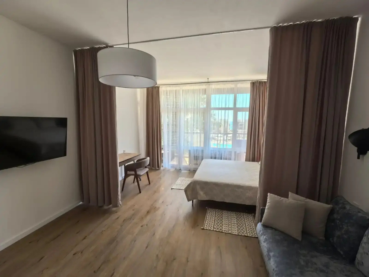 Апартаменты atlas на 1 линии у моря hotel&spa