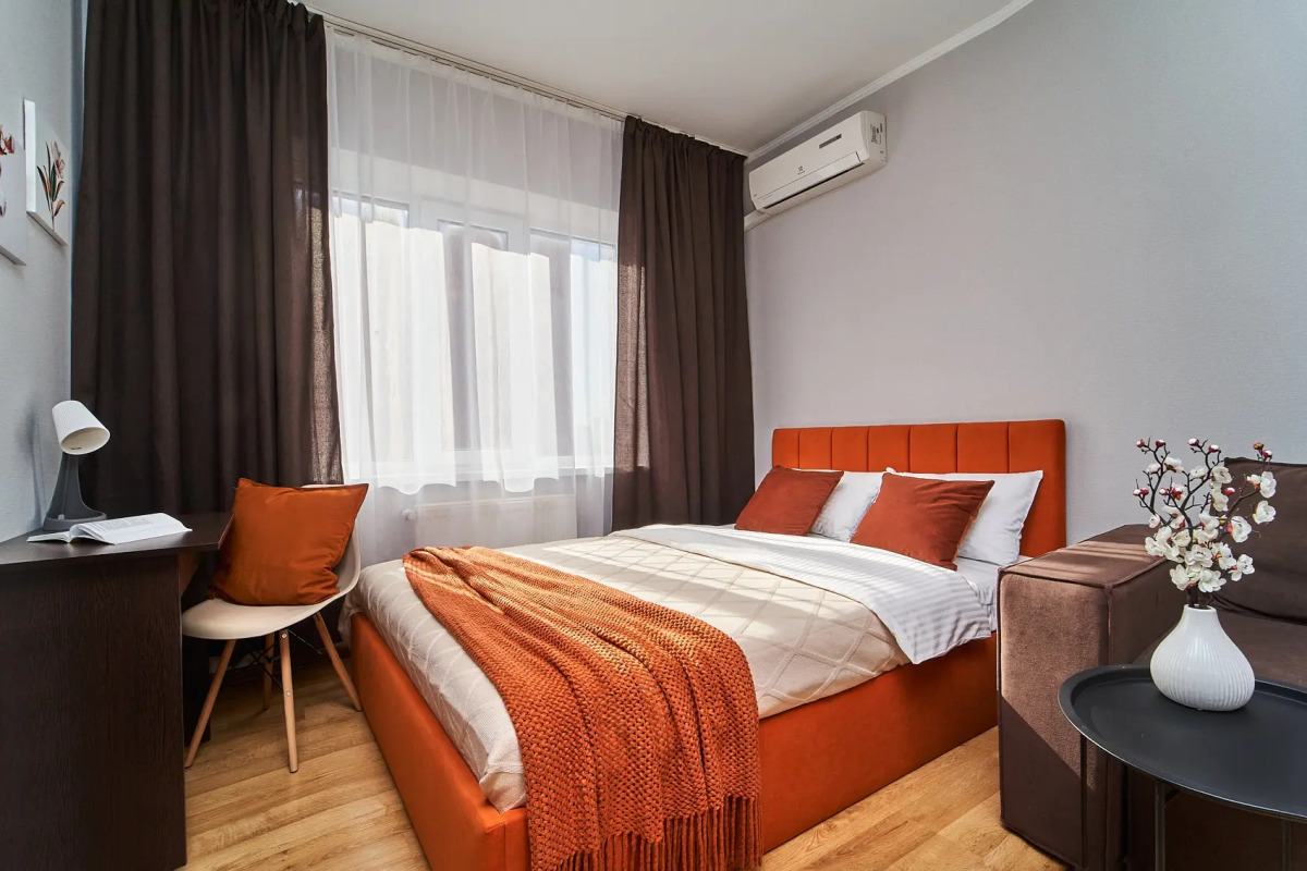 Квартира Апартаменты LikeHome Санрайз вблизи парка Галицкого