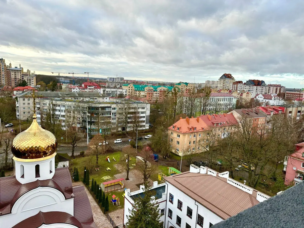 Квартира класса комфоpт плюс с красивым видом из окна в историческом центре города Амалиенау