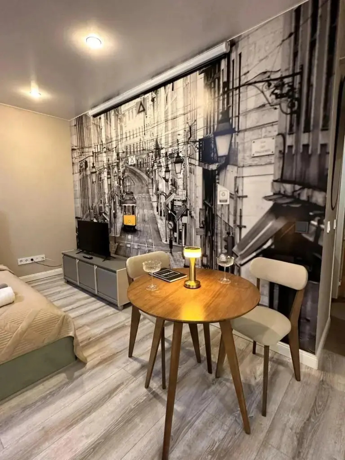 Апартаменты Мира 4В