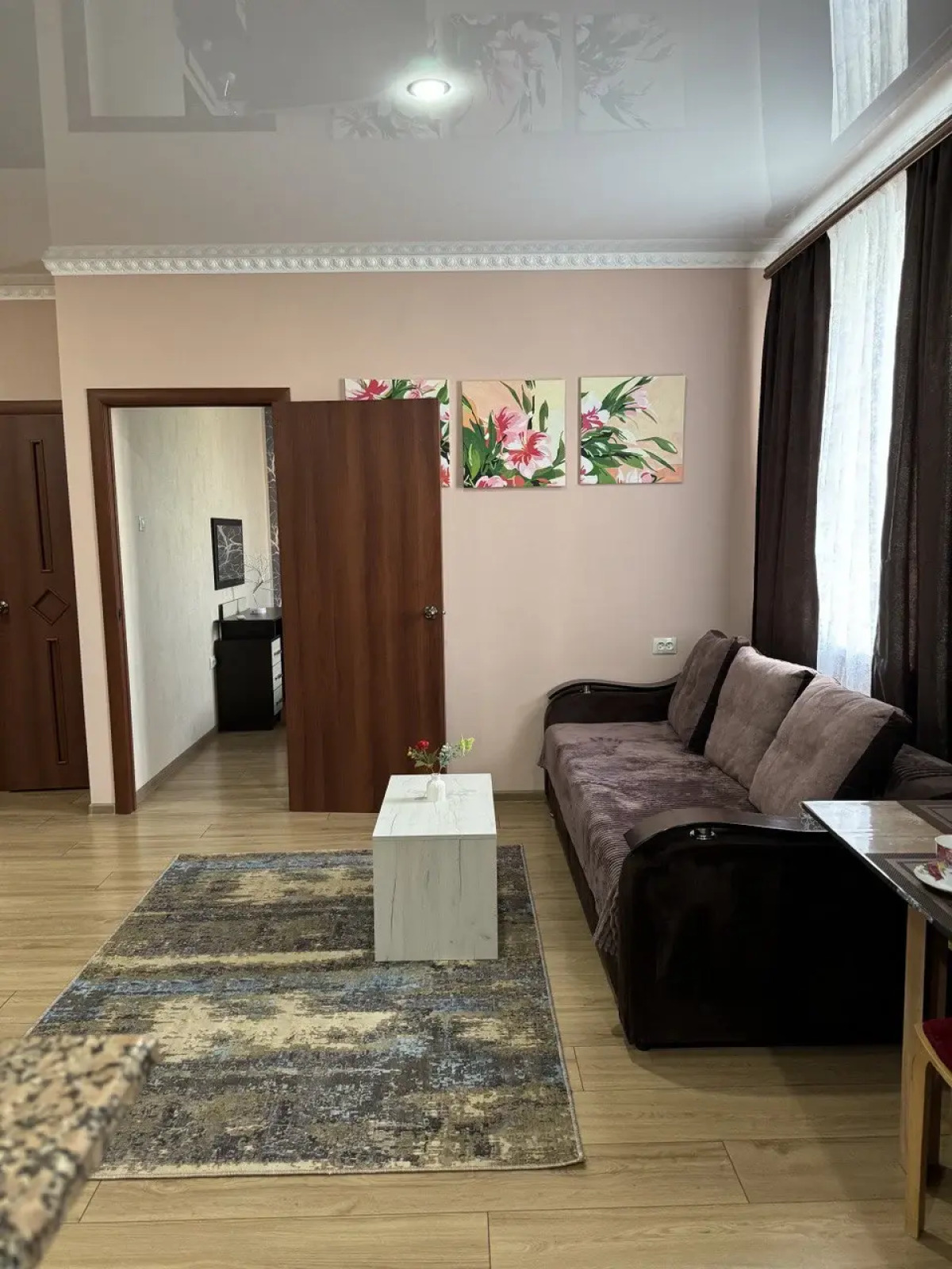 Евродвушка с видом на гору