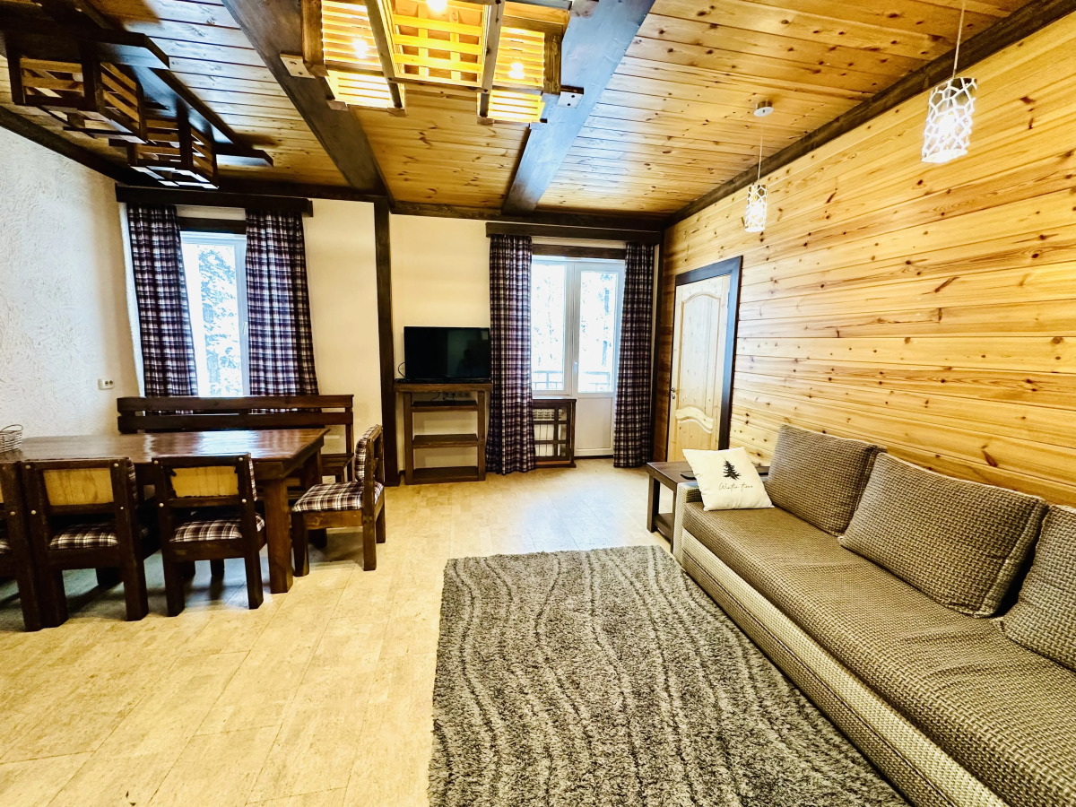 Квартира на Аланской, 25 "Трехкомнатные"