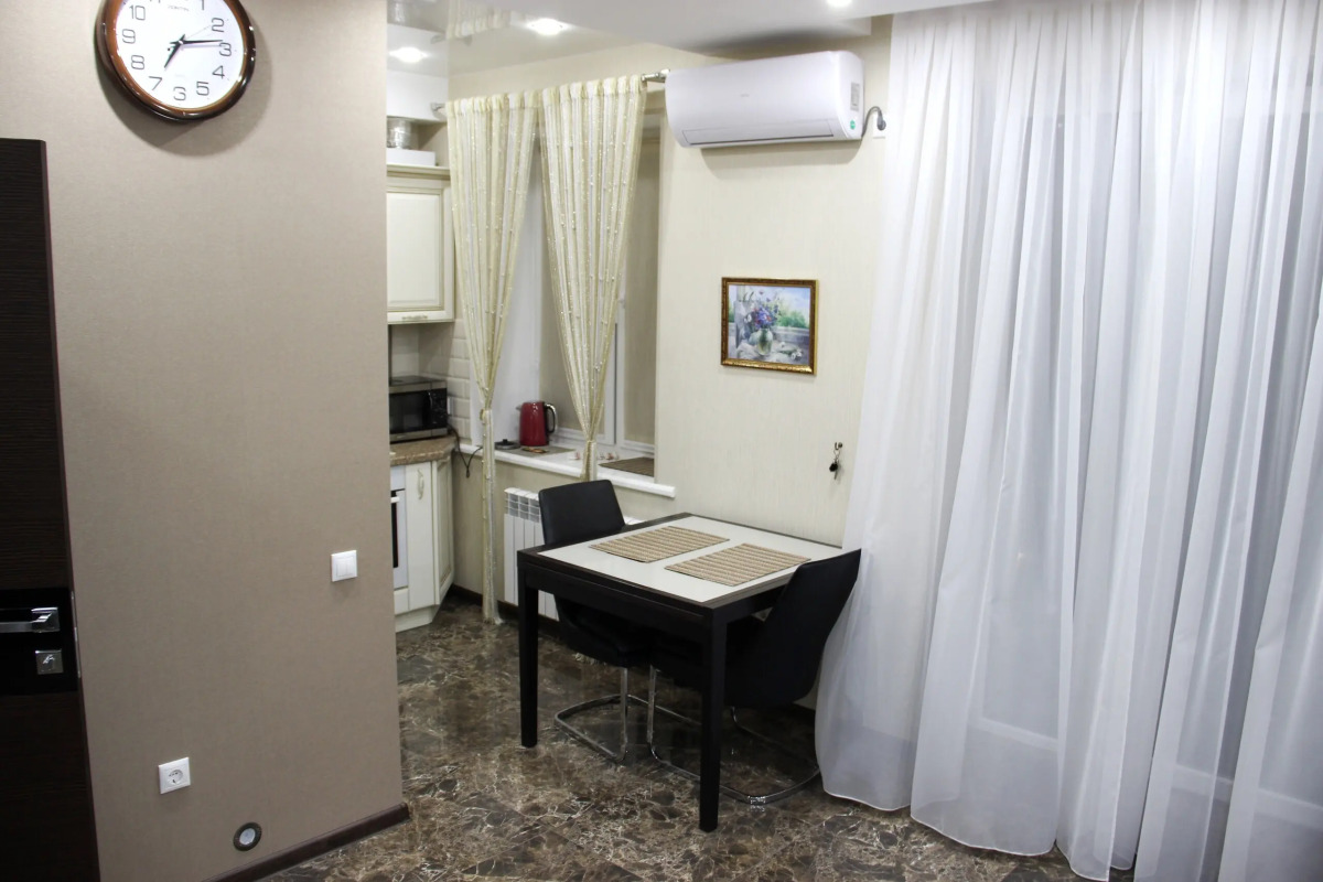 Апартаменты на Рабоче-Крестьянской 7