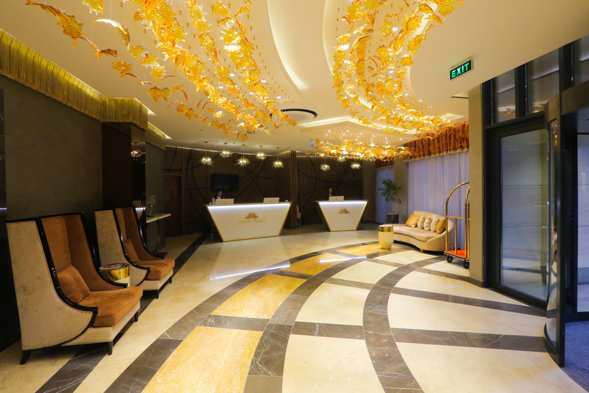 Отель Marjan Plaza