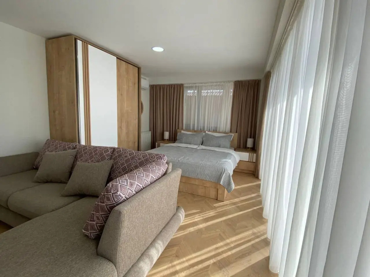 Квартира на 2-4 гостя с большой террасой и бесплатной парковкой