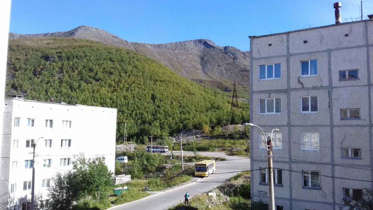 Апартаменты 2-х комн на Олимпийской 89, 4 этаж