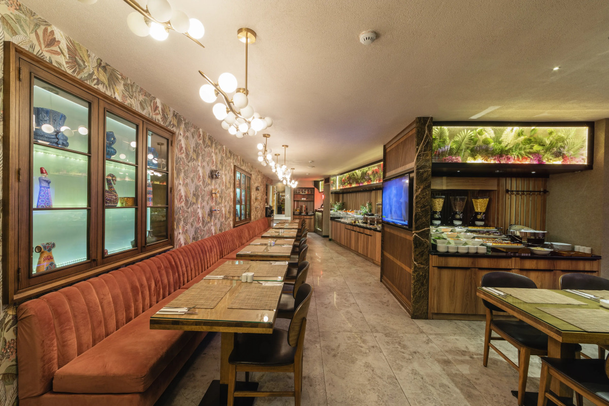 Ayramin Deluxe Hotel