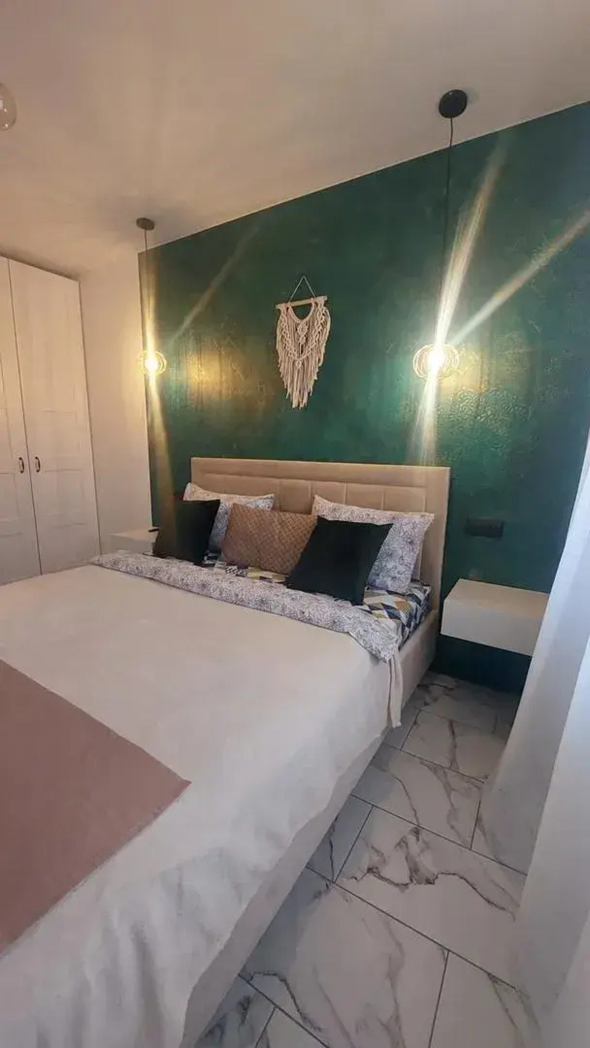 Квартира Трехкомнатная рядом с Кремлем