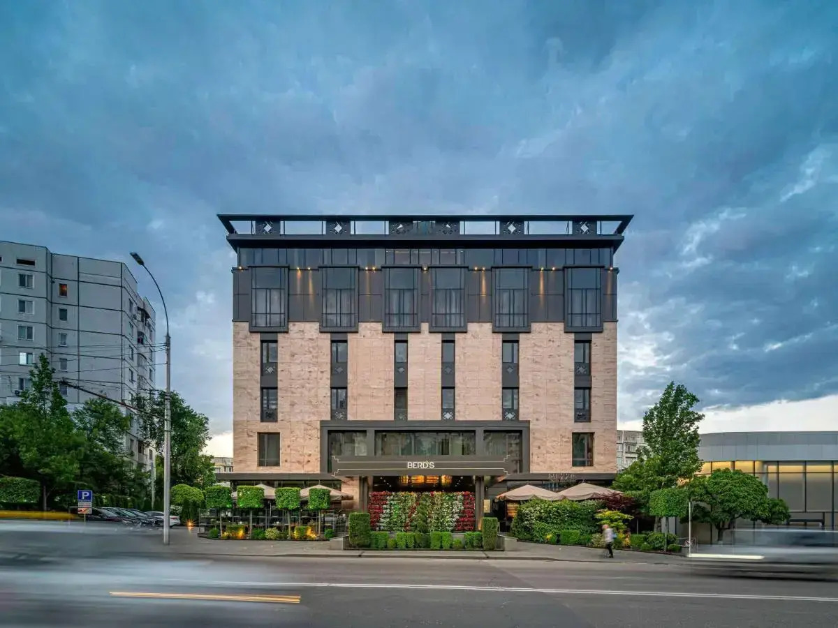 Отель BERD'S Design Hotel