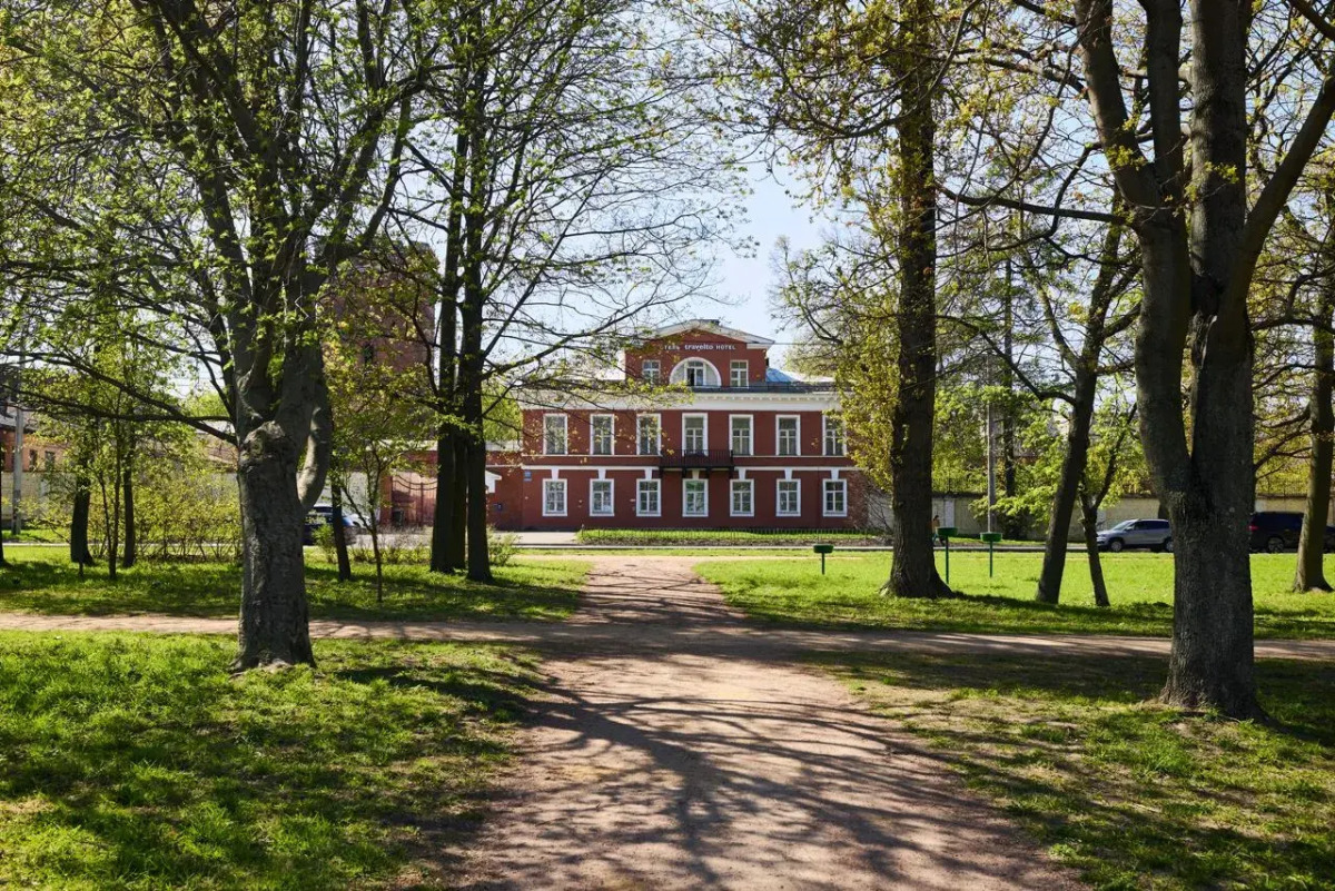 Апартаменты ДВА ГОРОДА на набережной Невы