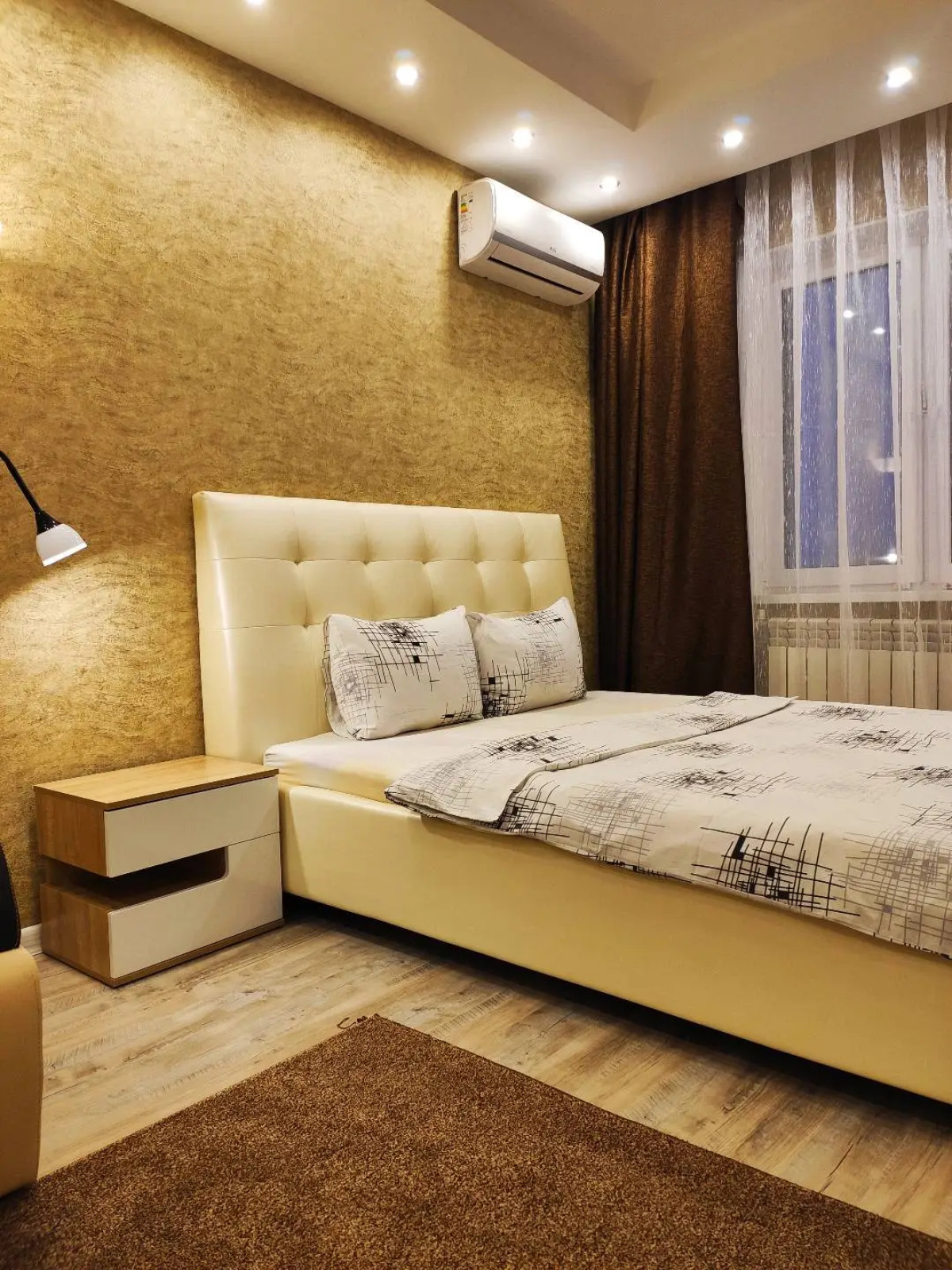 Апартаменты Fresh Room: на Маршала Устинова