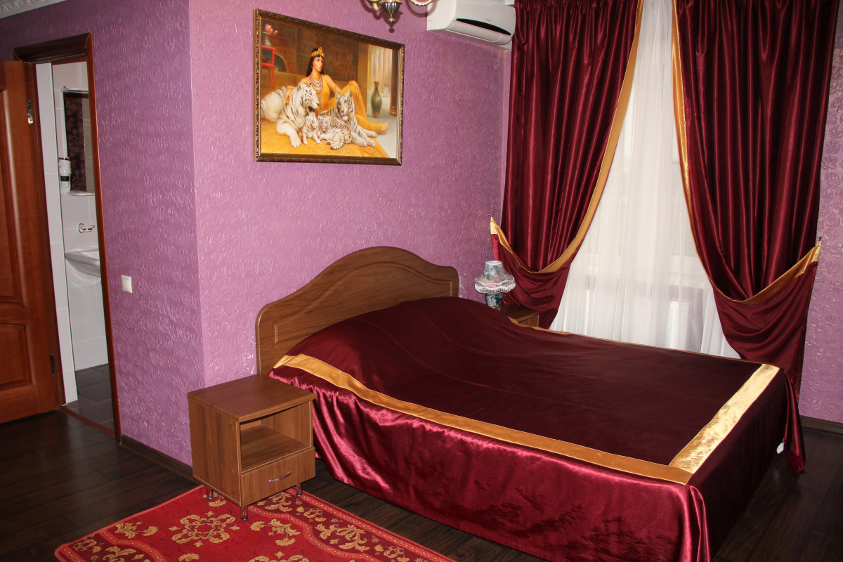 Отель Романтик